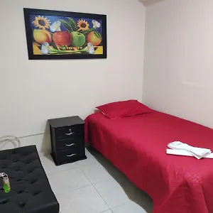 Habitación en casa particular Hogar Del Viajero, Medellín